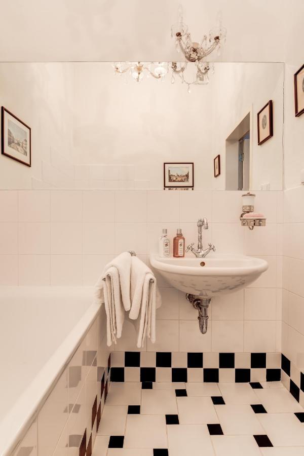 Vila Austerlitz Buitenkant foto